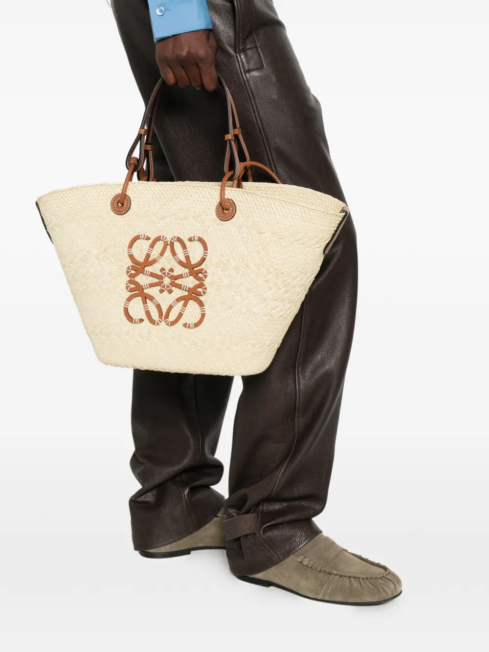 LOEWE Medium Anagram Basket raffia shopper Beige