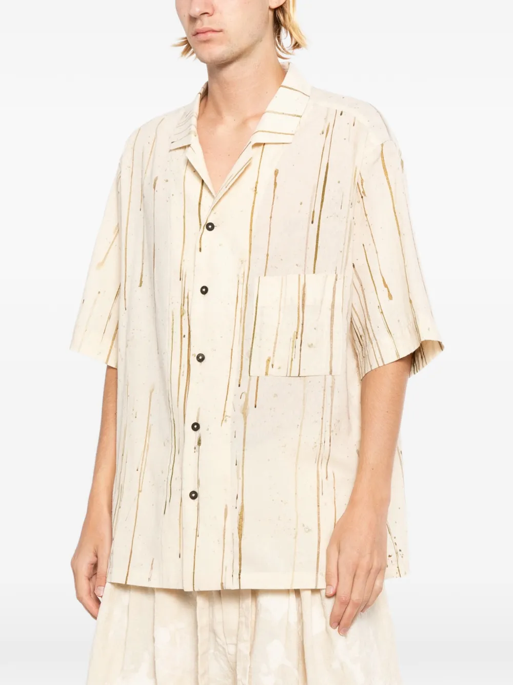 Ziggy Chen Overhemd met campkraag en verfdruppels Beige