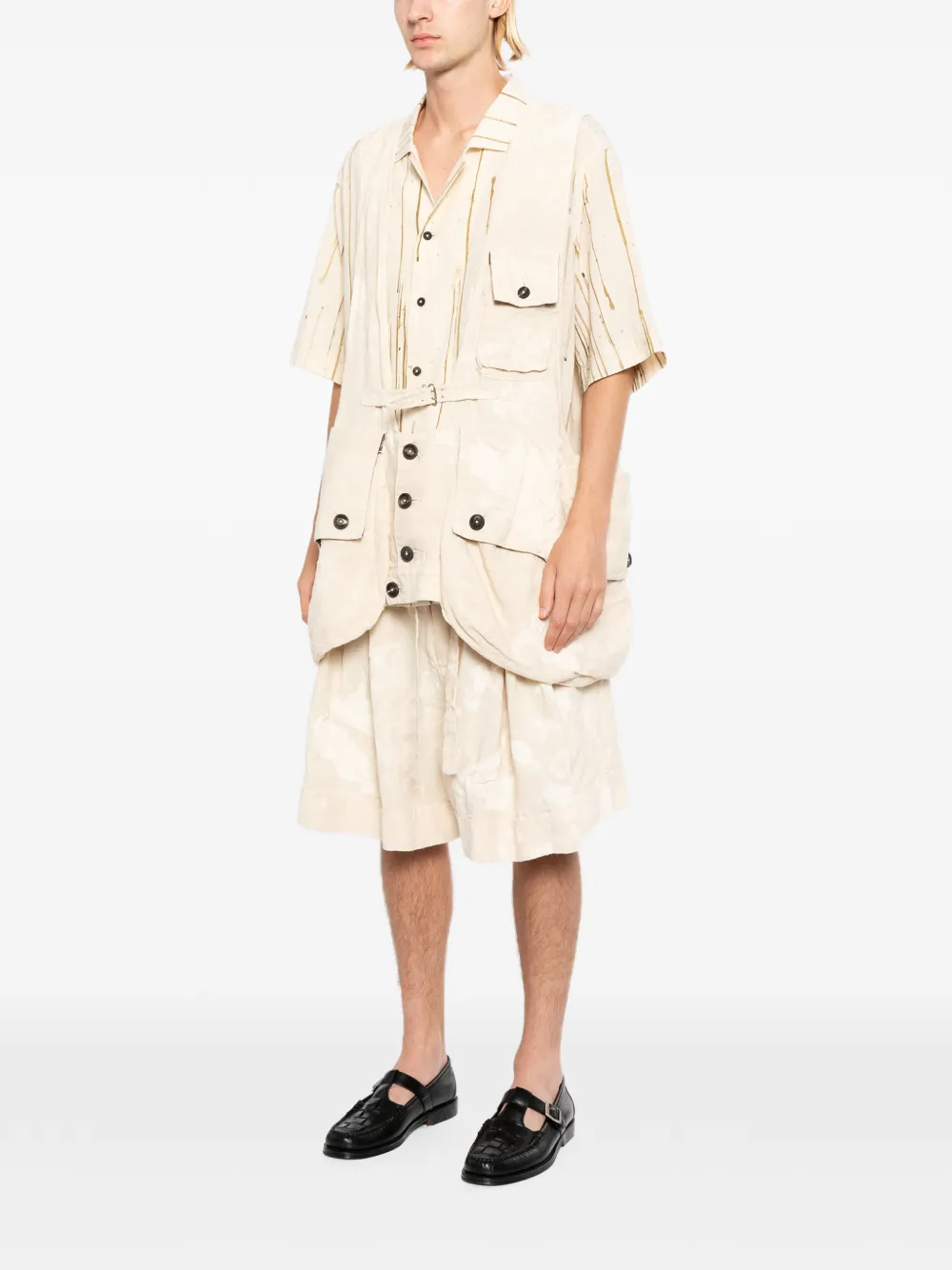 Ziggy Chen Gilet met meerdere zakken en ceintuur Beige
