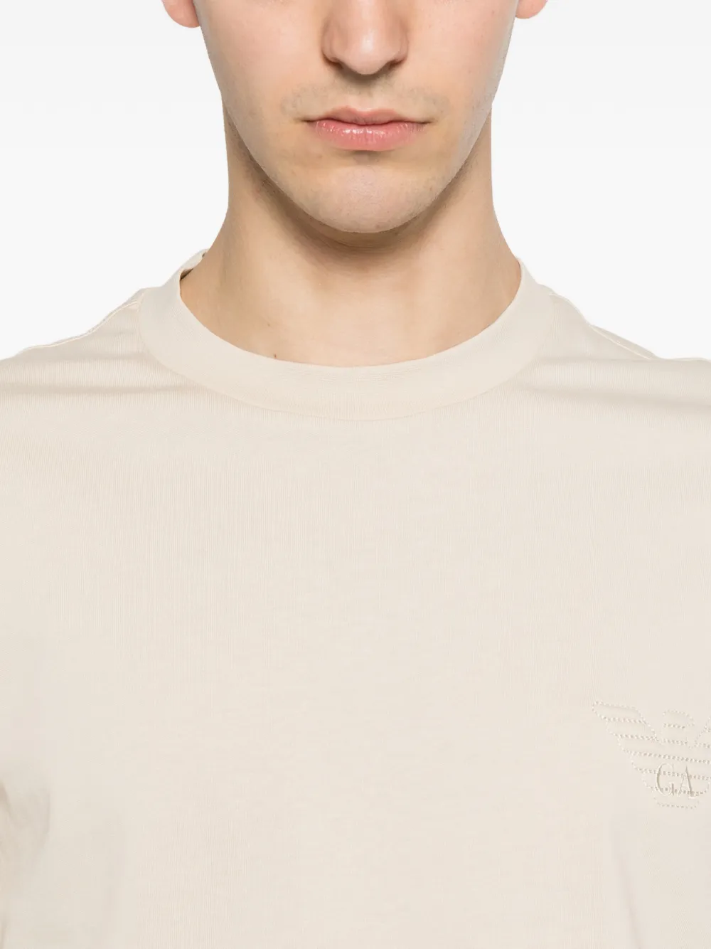 Emporio Armani T-shirt met geborduurd logo Beige