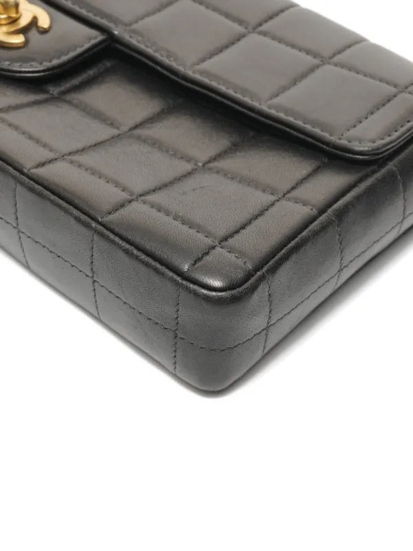 CHANEL Pre-Owned 2001-2002 Chocolate Bar CC turn-lock Shoulder Bag