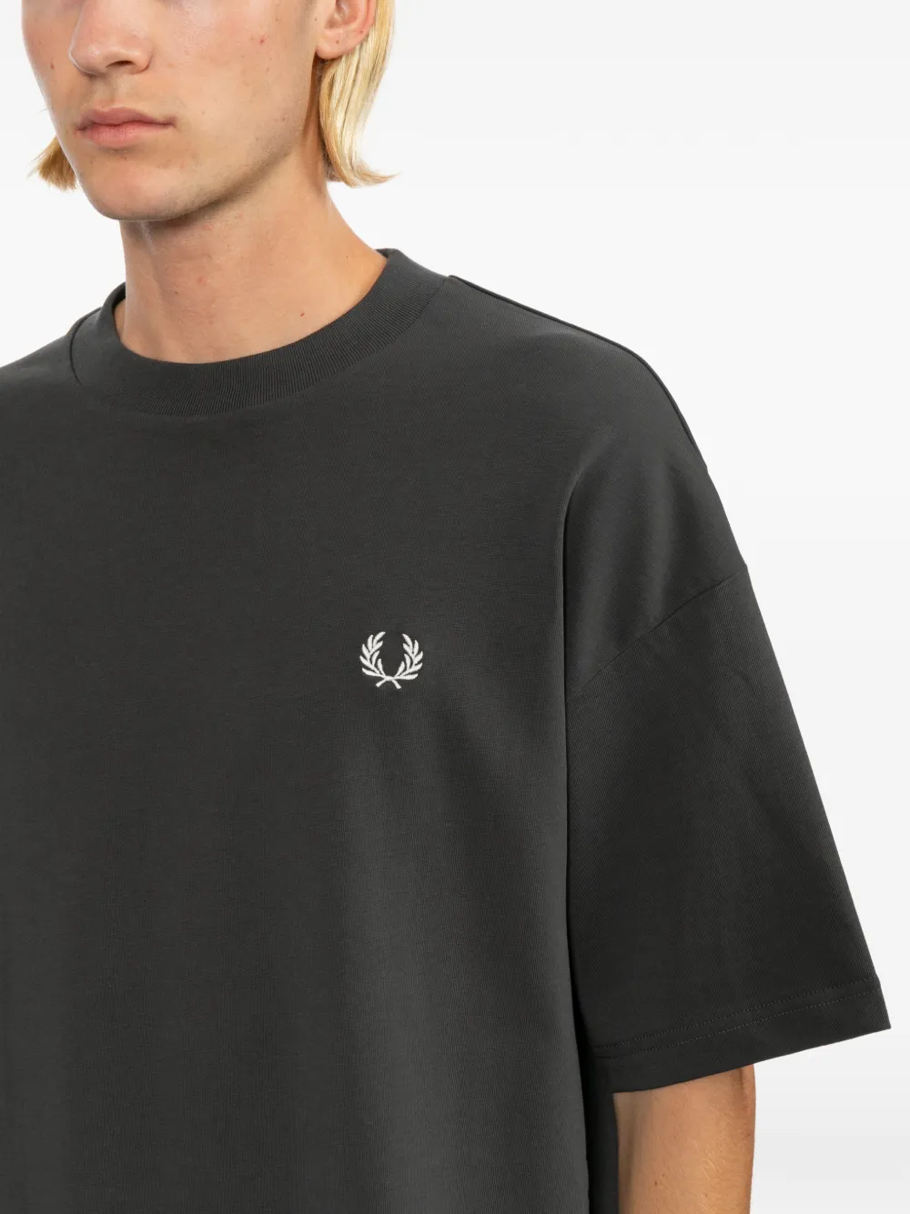 Fred Perry T-shirt met logoprint Grijs