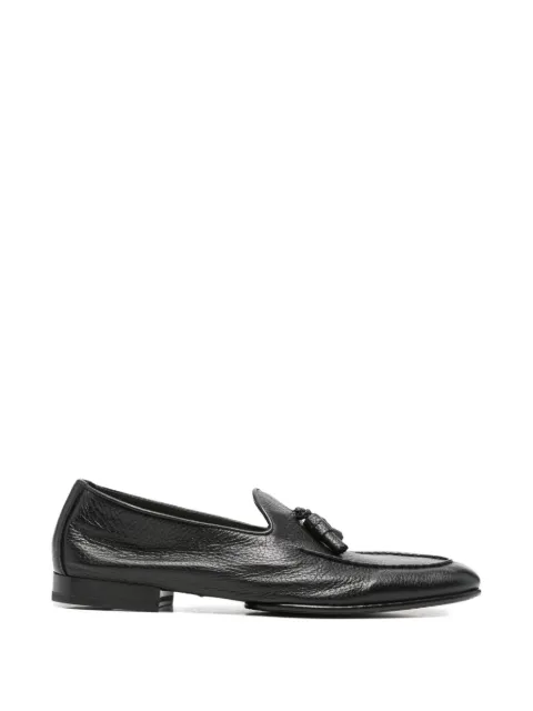 Doucal's tassel-detail grained-leather loafers