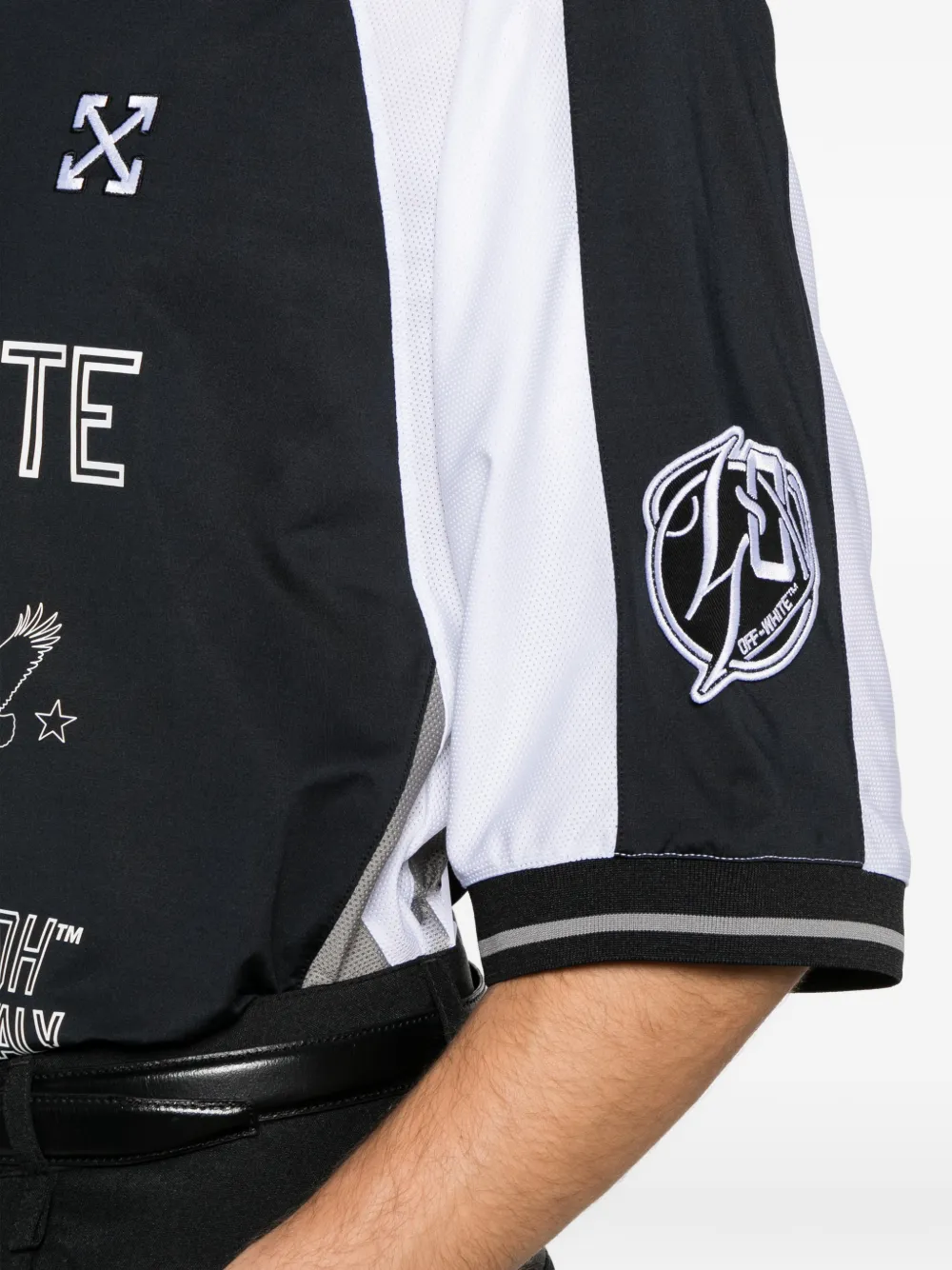 Off-White Royal Team Soccer T-shirt met V-hals Zwart