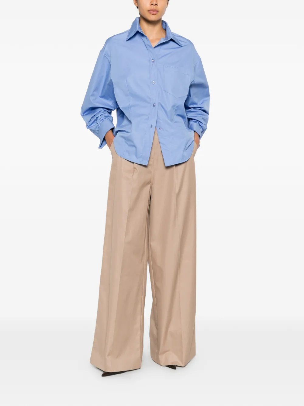 Balenciaga Overhemd met geborduurd logo en gewelfde afwerking Blauw