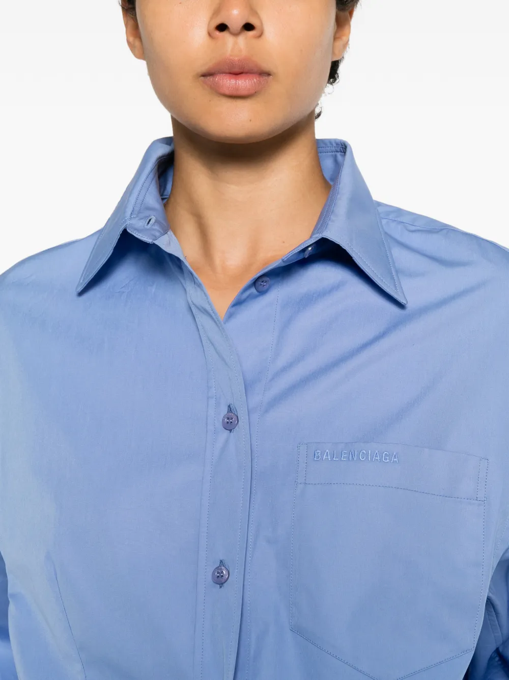 Balenciaga Overhemd met geborduurd logo en gewelfde afwerking Blauw