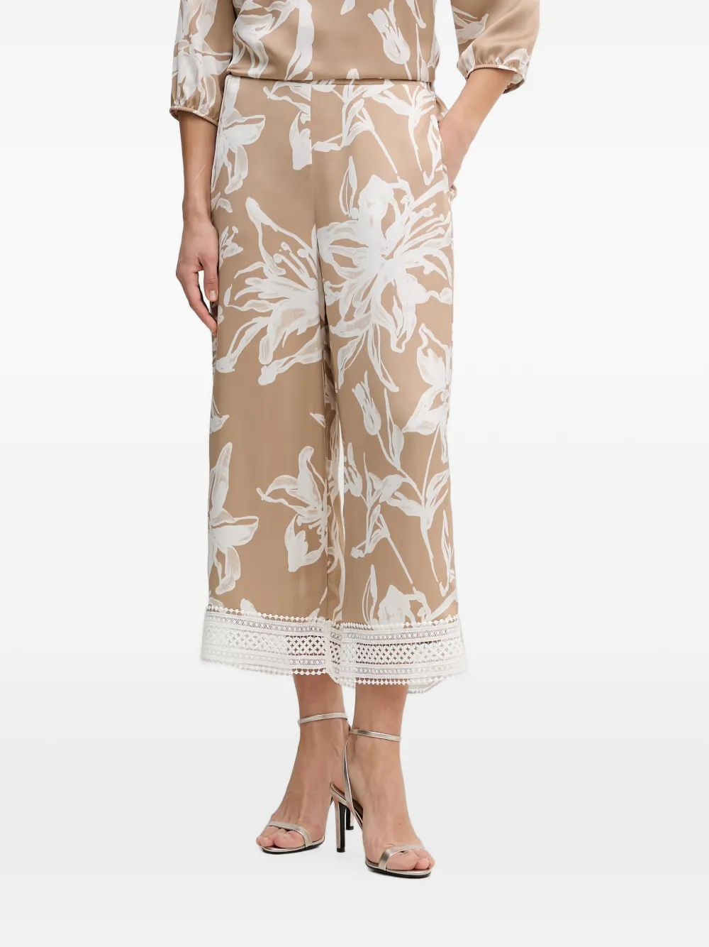Joseph Ribkoff floral-print lace-trim trousers - Nude
