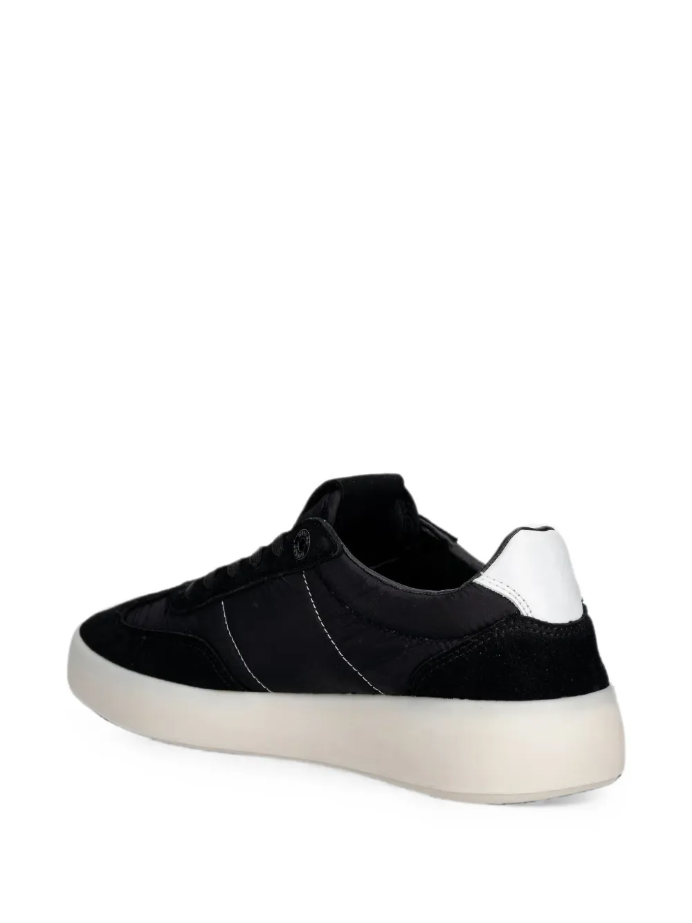 GUESS USA logo-patch low-top sneakers Zwart