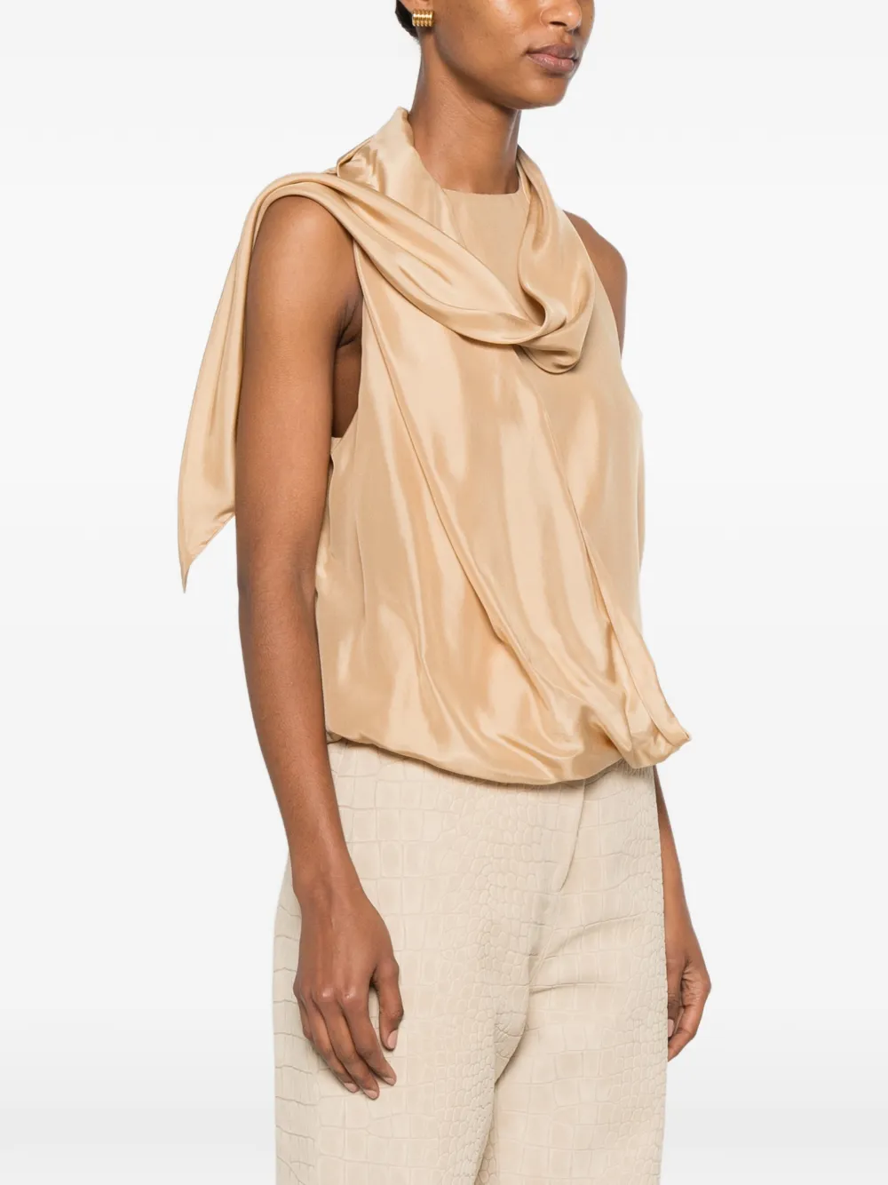 Alberta Ferretti Gedrapeerde blouse met sjaaldetail Beige