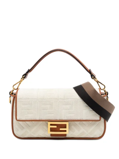 Fendi Pre-Owned bolsa satchel Baguette de lona con bordado Zucca 2010-2025
