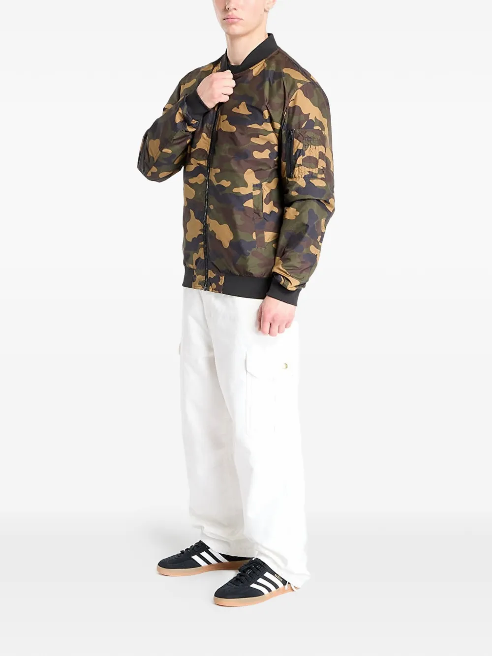 Urban Classics Jack met camouflageprint Groen