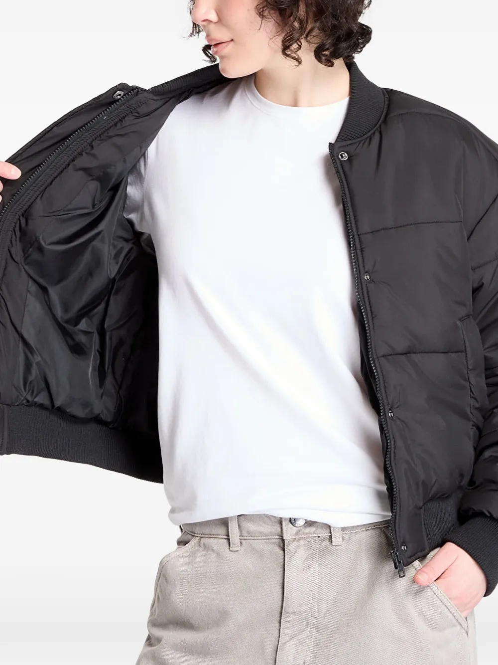 Urban Classics Gewatteerd bomberjack Zwart