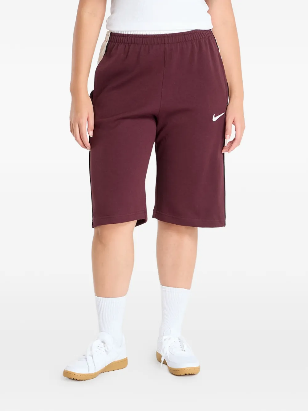 Nike side-stripe shorts - Rot