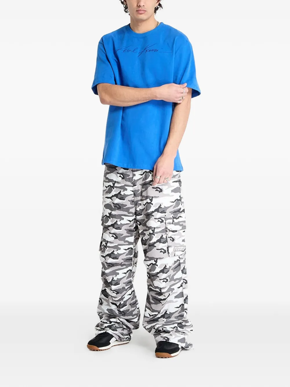 karl kani T-shirt met geborduurd logo Blauw