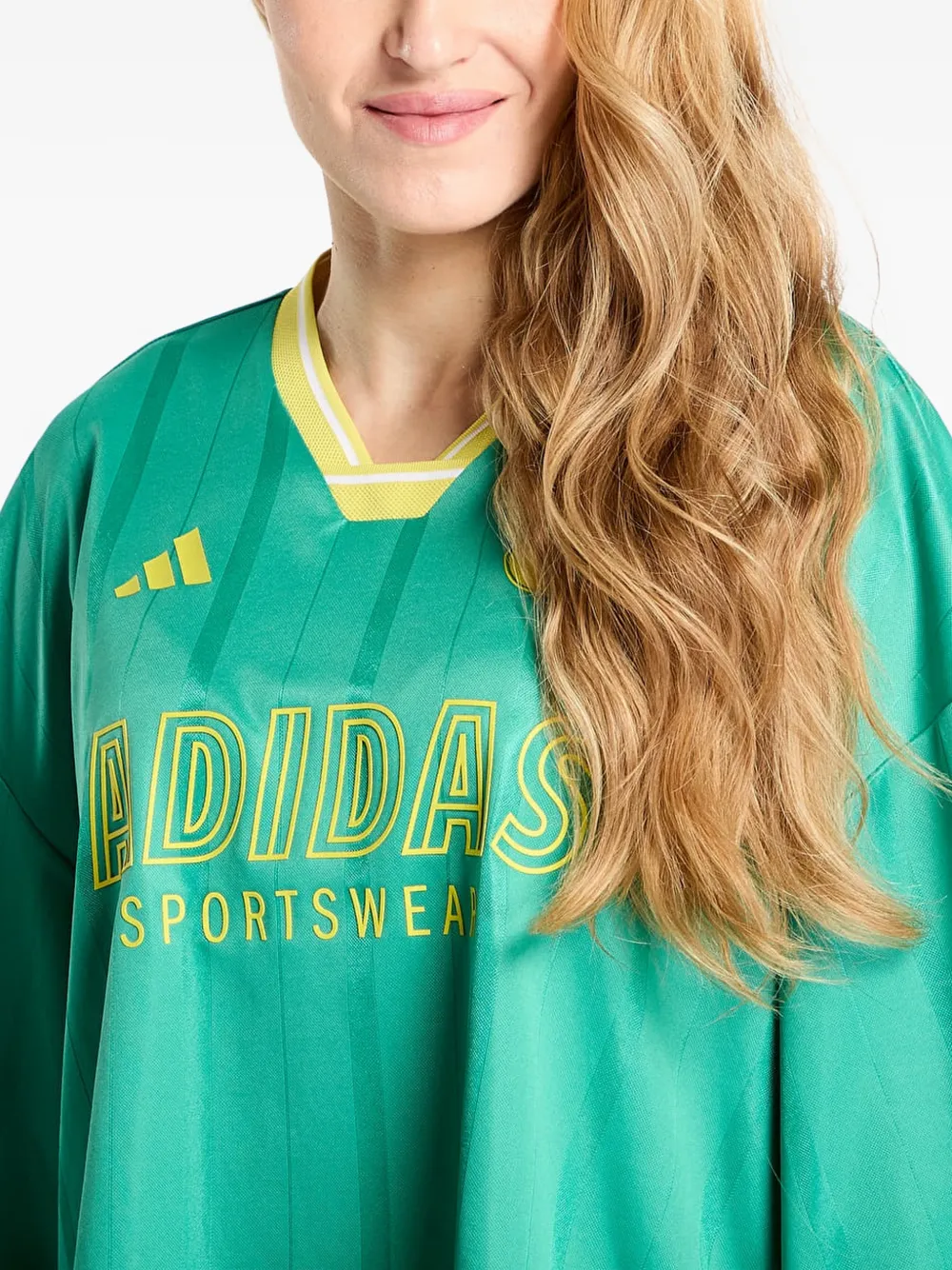 adidas Oversized jersey met drie strepen Groen