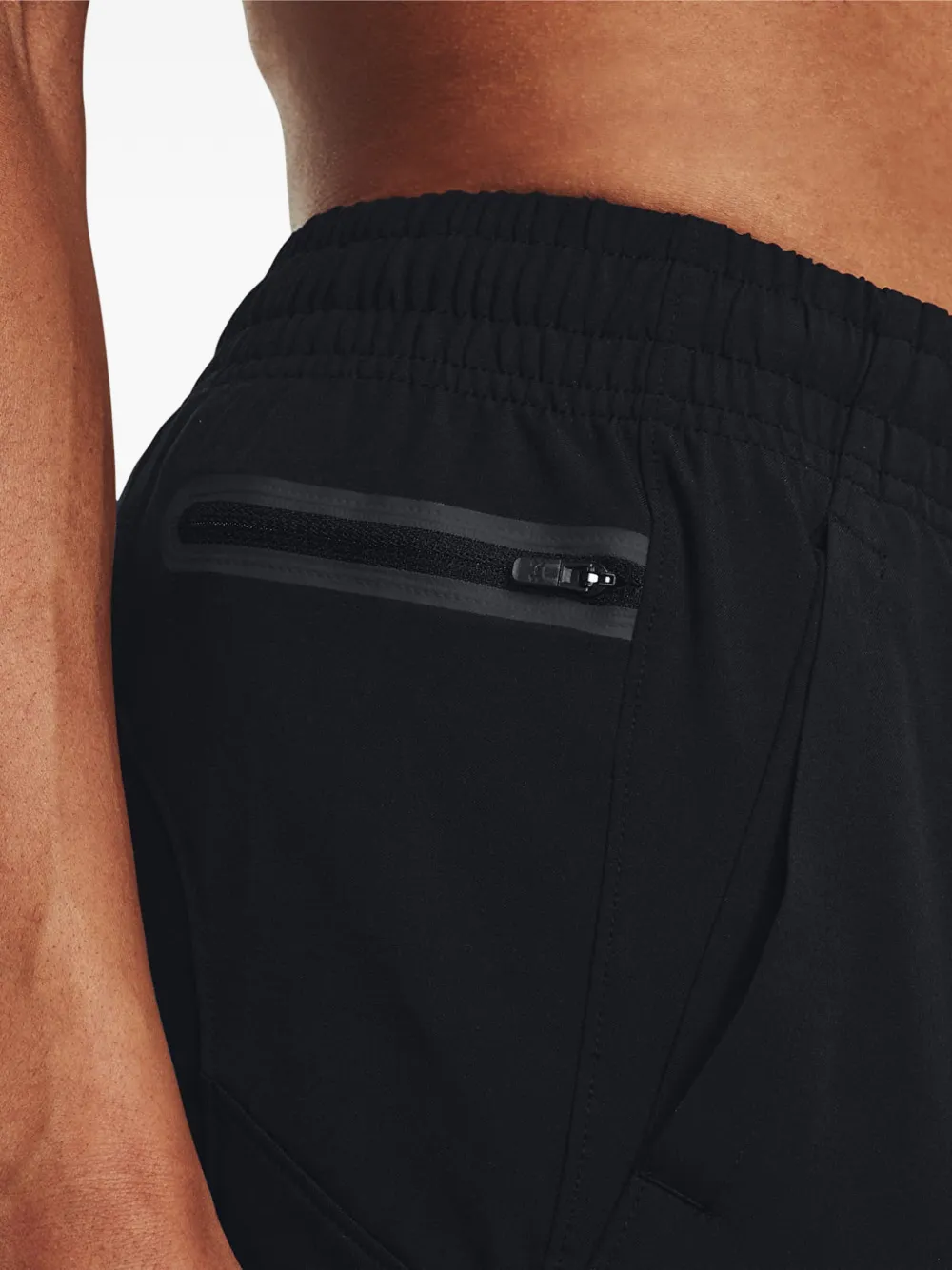 Under Armour Unstoppable trainingsbroek met trekkoord Zwart