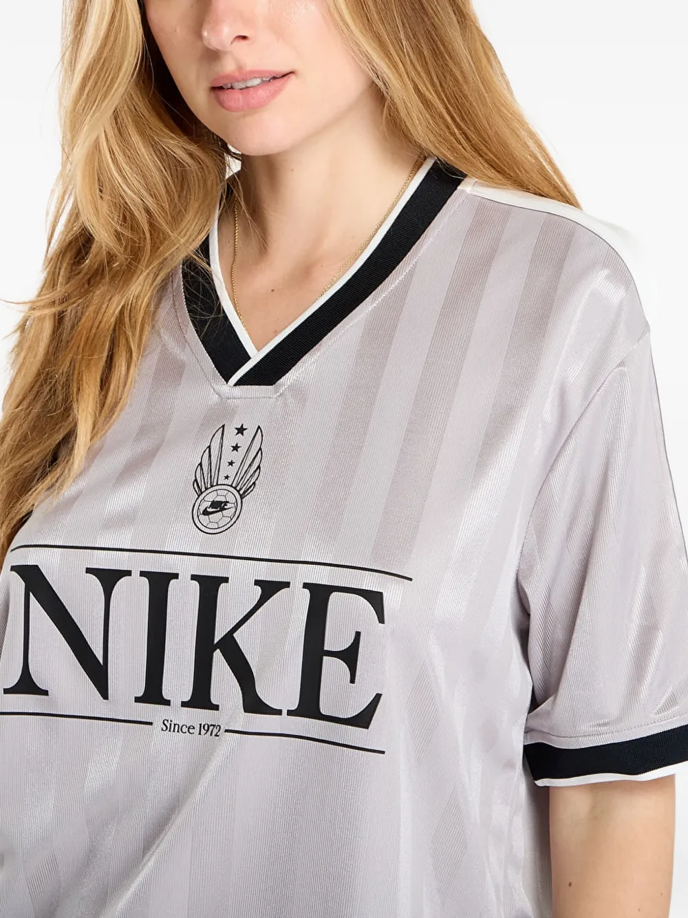 Nike T-shirt met V-hals Grijs
