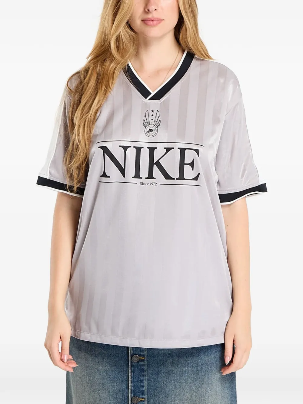 Nike V-neck logo-print T-shirt - Grau