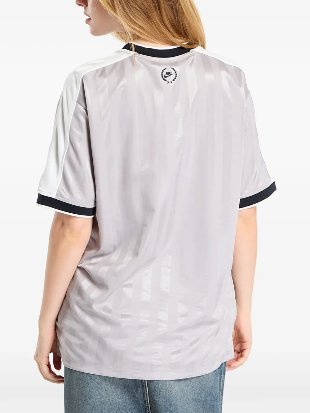 Nike T-shirt met V-hals Grijs