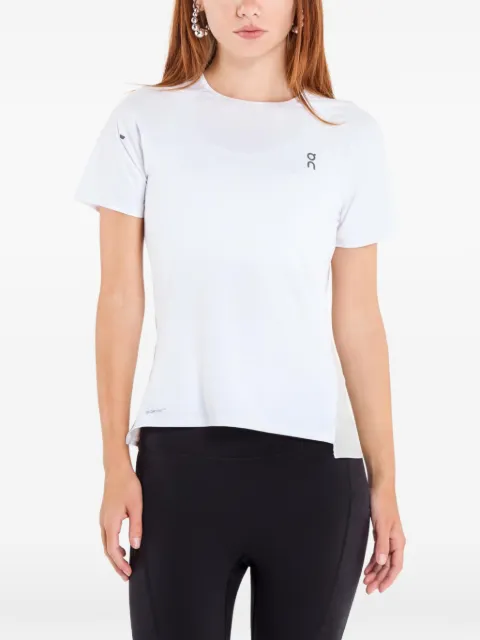 On  playera con panel de malla