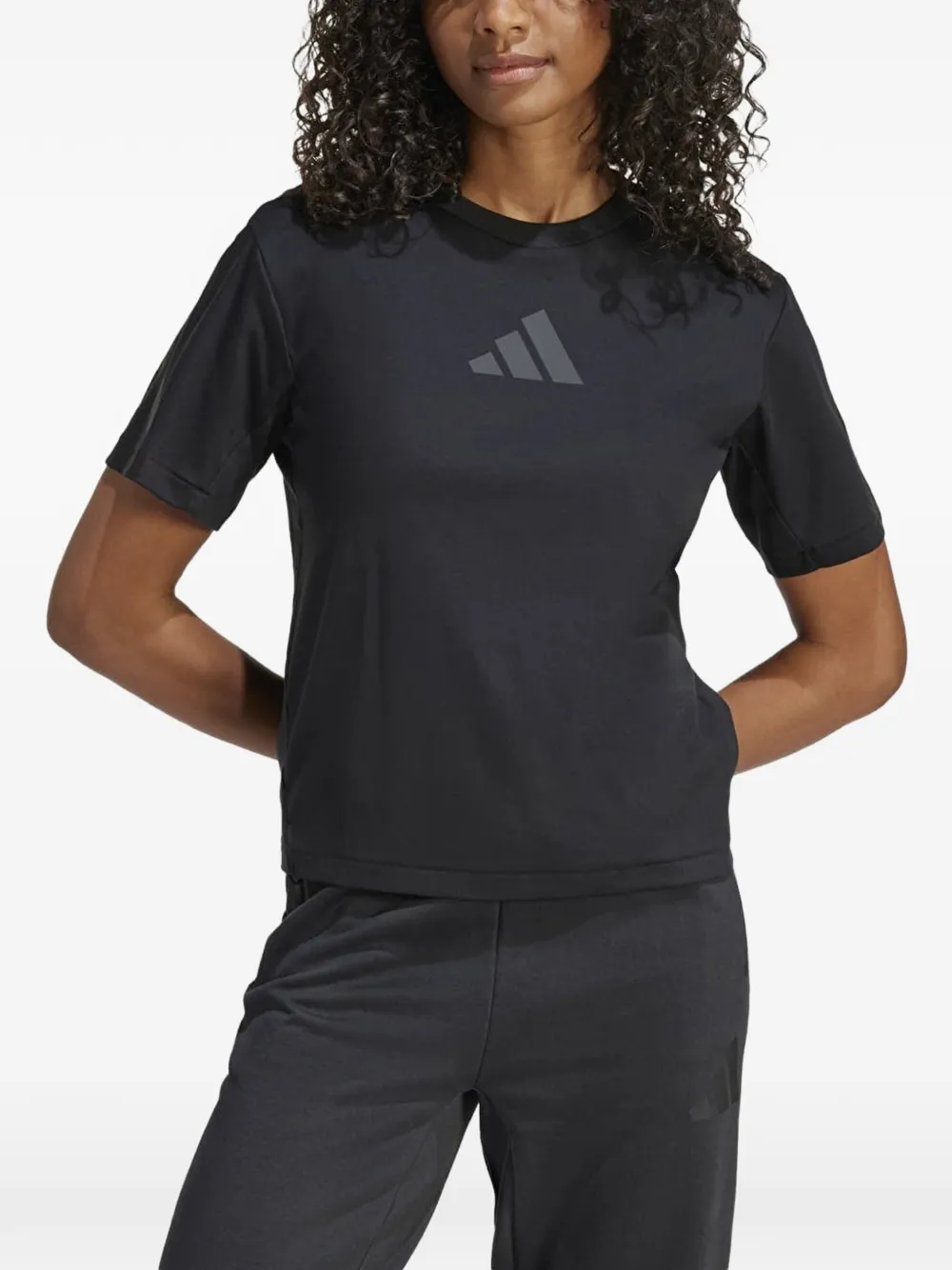 adidas logo-print T-shirt - Schwarz