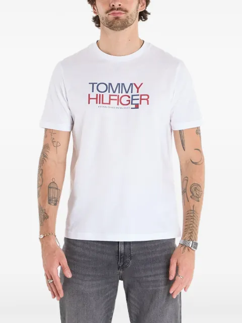 Tommy Hilfiger playera con logo estampado