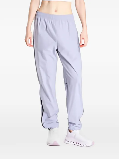 On  pants Core