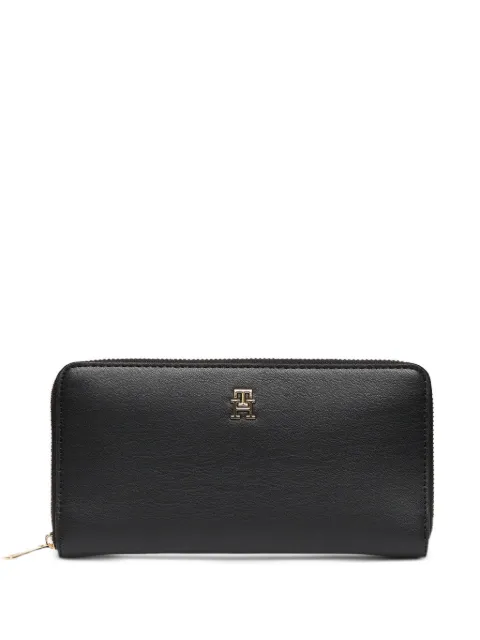 Tommy Hilfiger logo-plaque zip-around wallet
