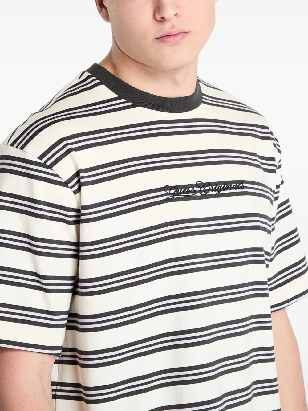 GUESS USA T-shirt met geborduurd logo Beige