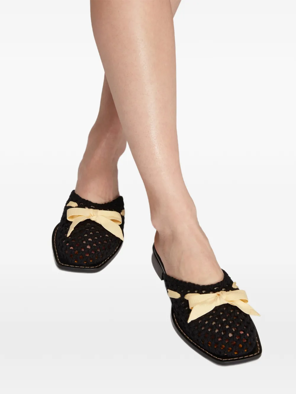 LILI CURIA Lina bow-detail sandals Zwart