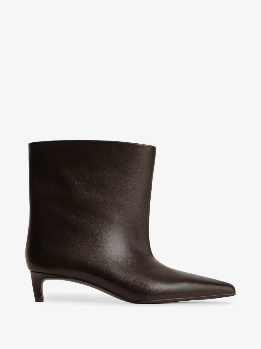 pointed-toe kitten-heel ankle boots