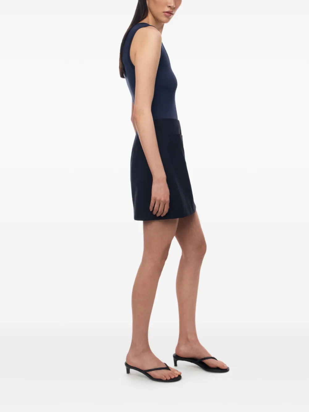 12 STOREEZ Zoe ribgebreide tanktop Blauw