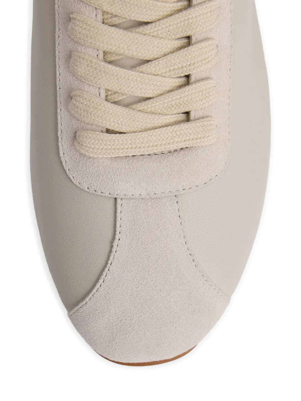 12 STOREEZ Sneakers met suède vlakken Beige