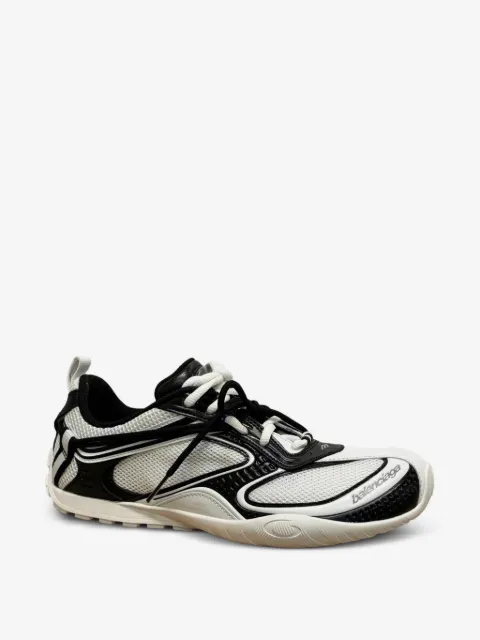 Radar sneakers