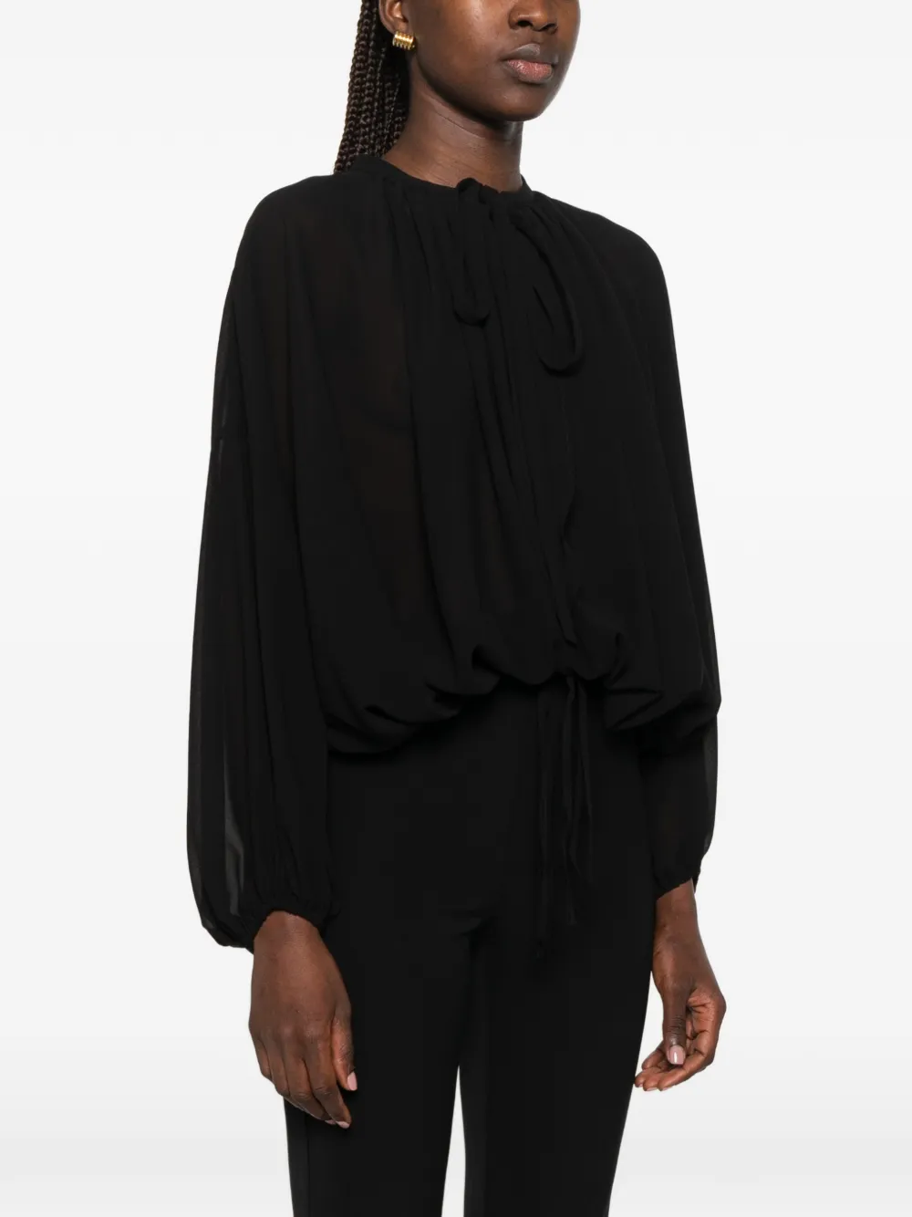 the M.. Elvira blouse met gestrikte hals en ballonmouwen Zwart