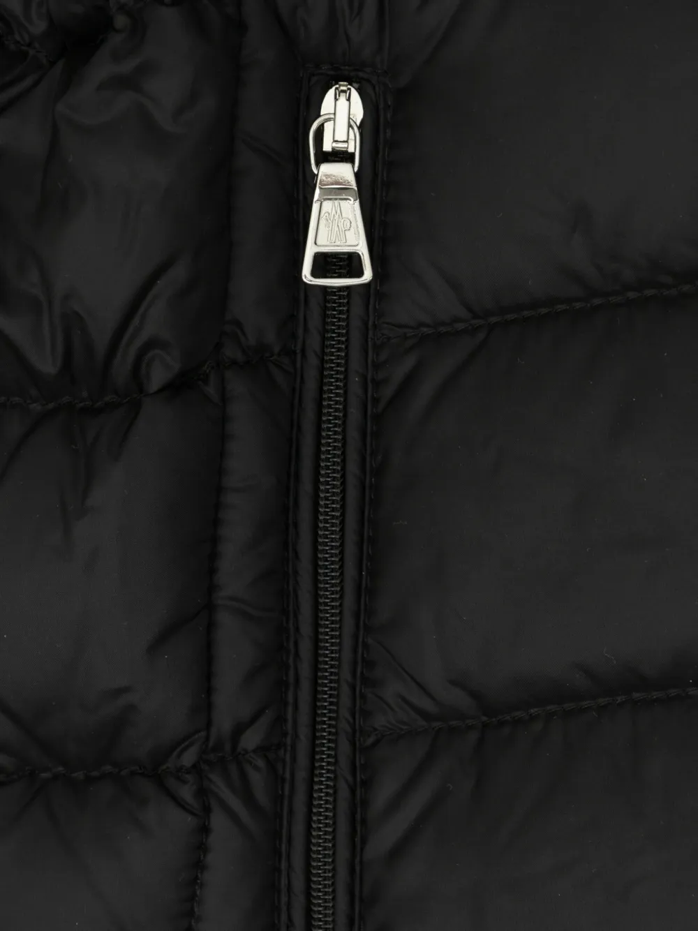 Moncler Enfant Acorus gewatteerd donsjack Zwart