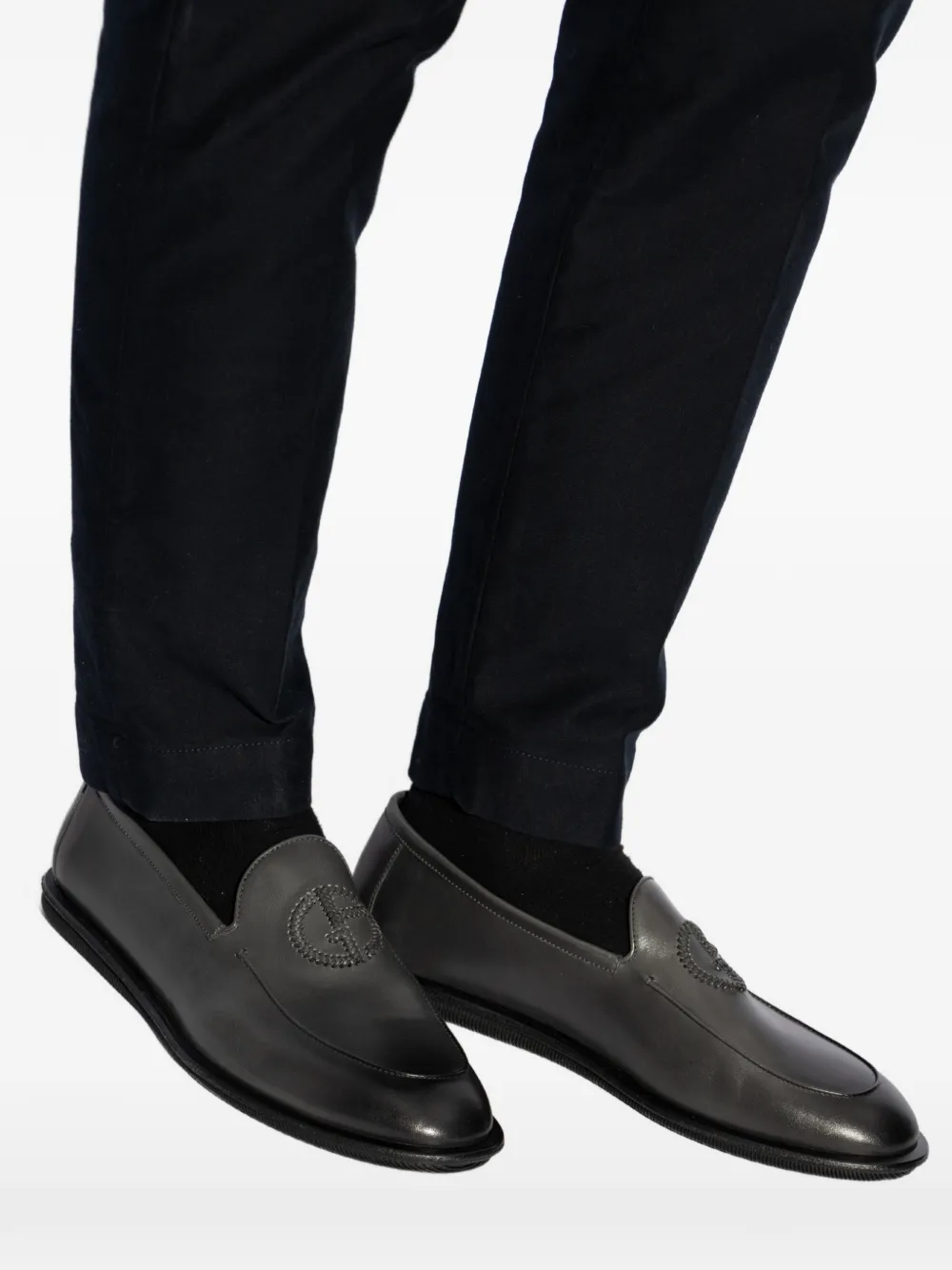 Giorgio Armani logo-embroidered leather loafers Zwart