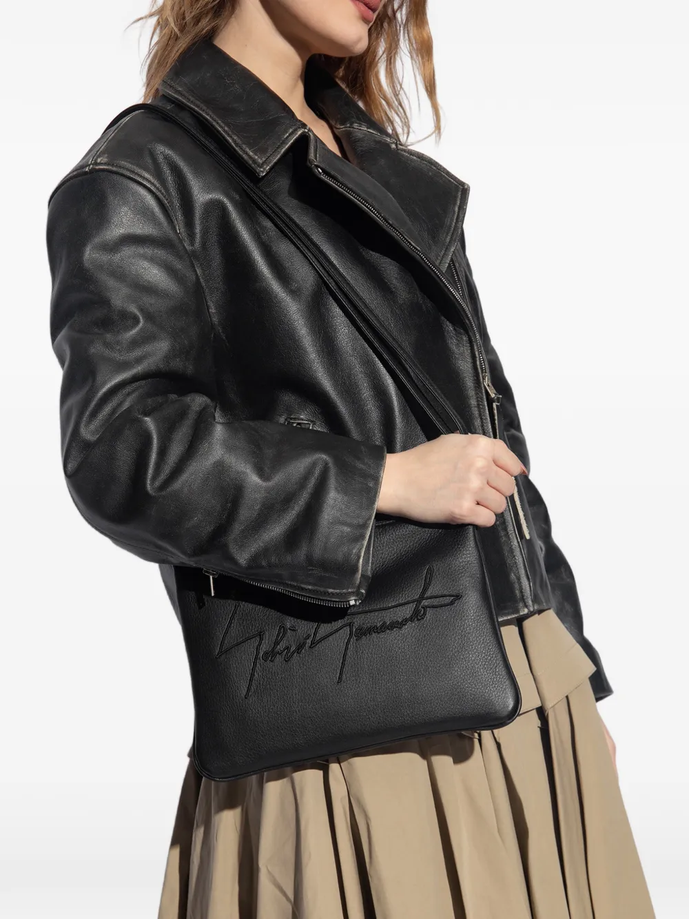 Yohji Yamamoto Signature leren messengertas met geborduurd logo Blauw