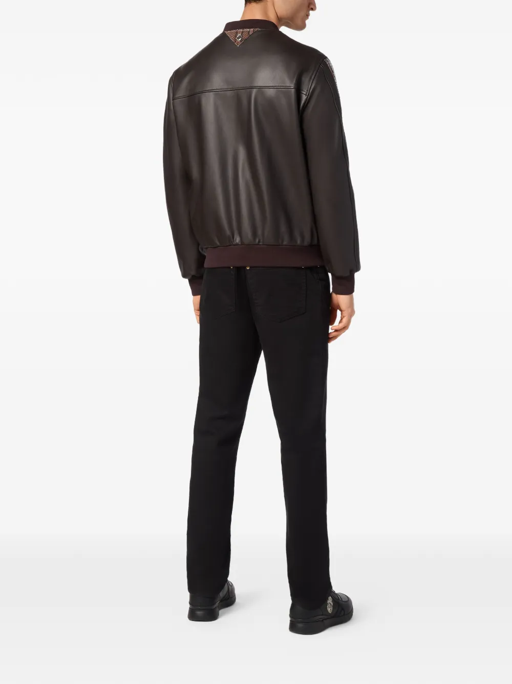 Billionaire Bomberjack met python-effect Bruin