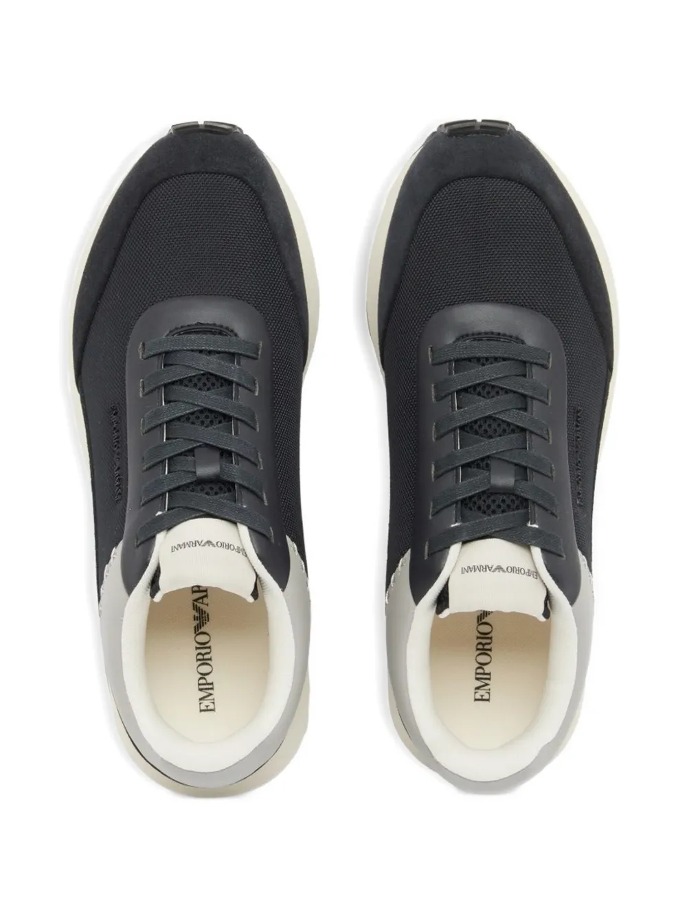 Emporio Armani Sneakers met mesh vlakken en suède afwerking Blauw