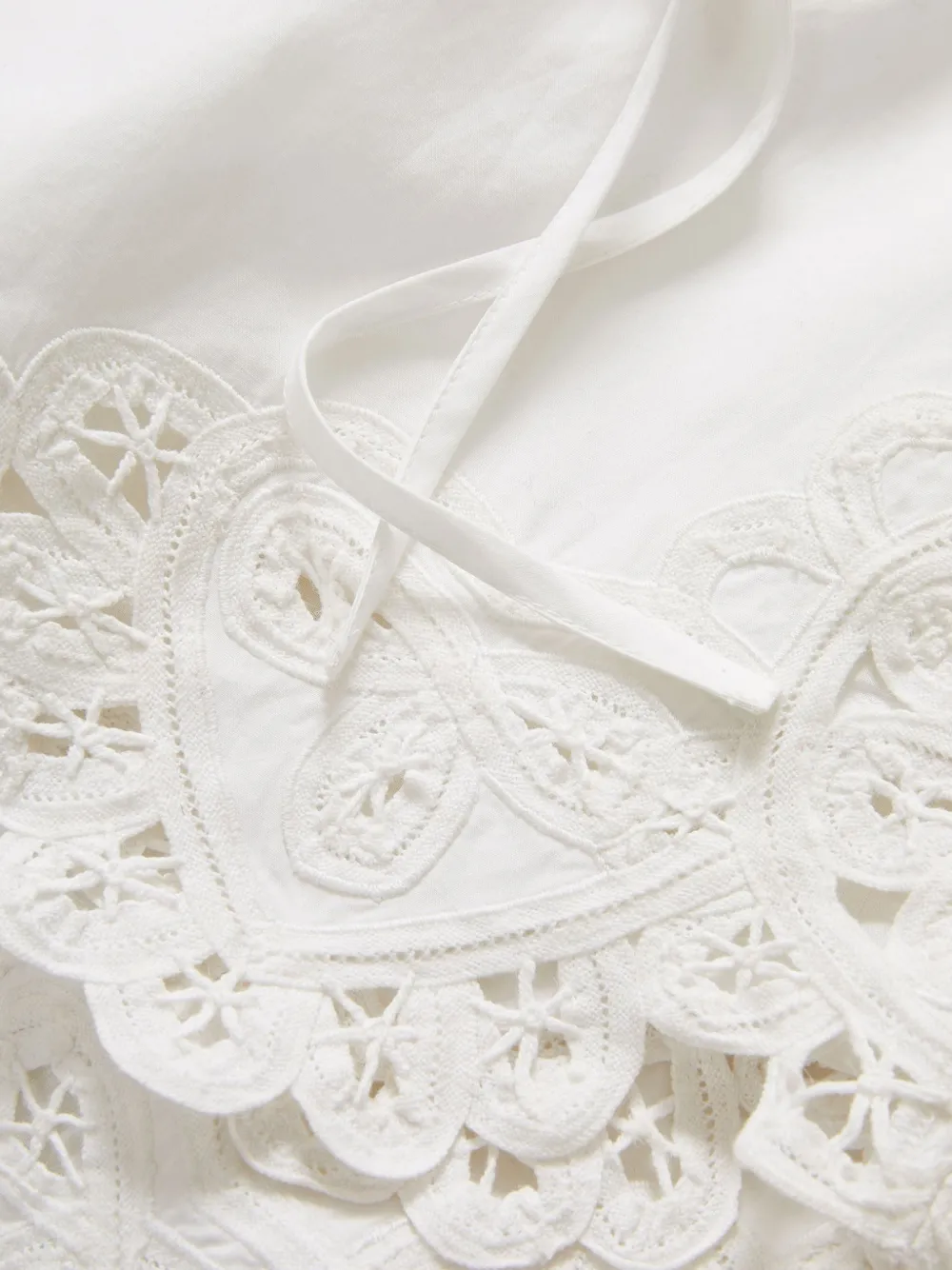 Veronica Beard Vivaldi shorts met afwerking van kant Wit