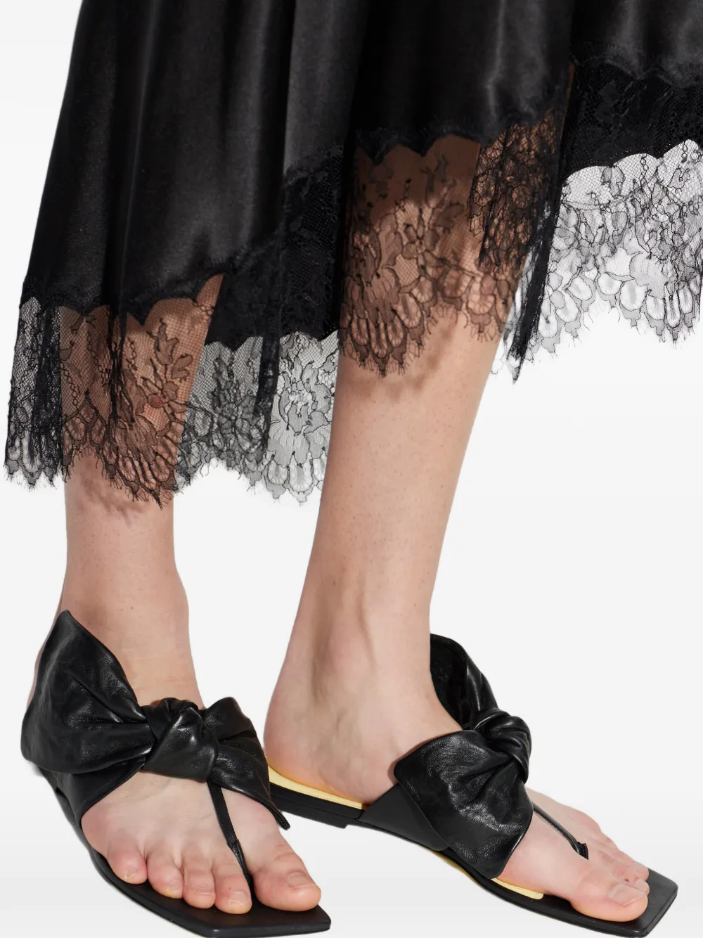 Givenchy Boudoir knotted leather sandals Zwart