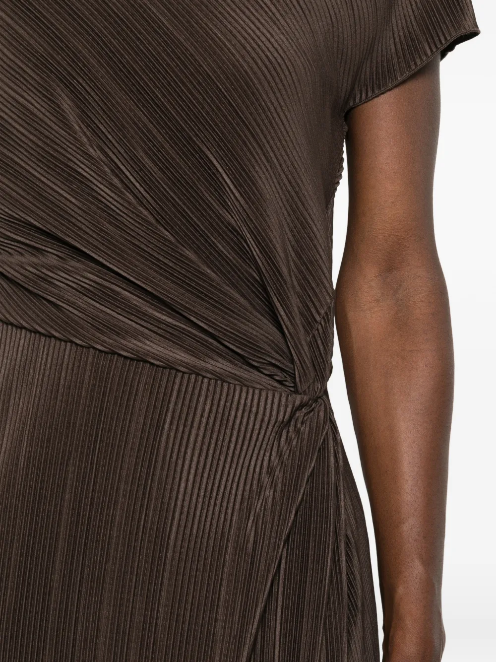 Vince Geplooide midi-jurk met gedraaid detail Bruin