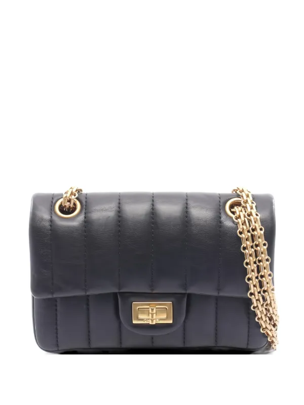 Chanel Pre-owned 2021s 2.55 Double Chain Shoulder Bag in Blue