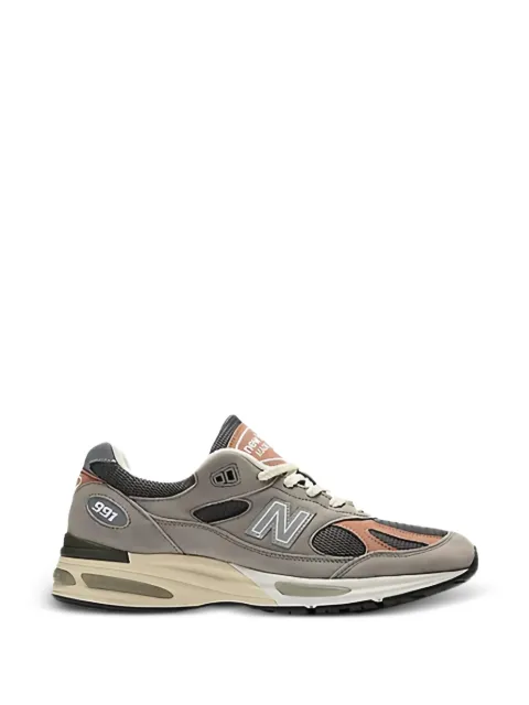New Balance 991v2 lace-up sneakers