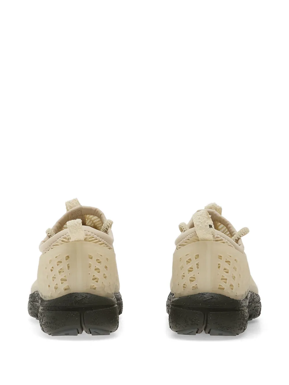 Nike Rejuven8 geperforeerde sneakers Beige
