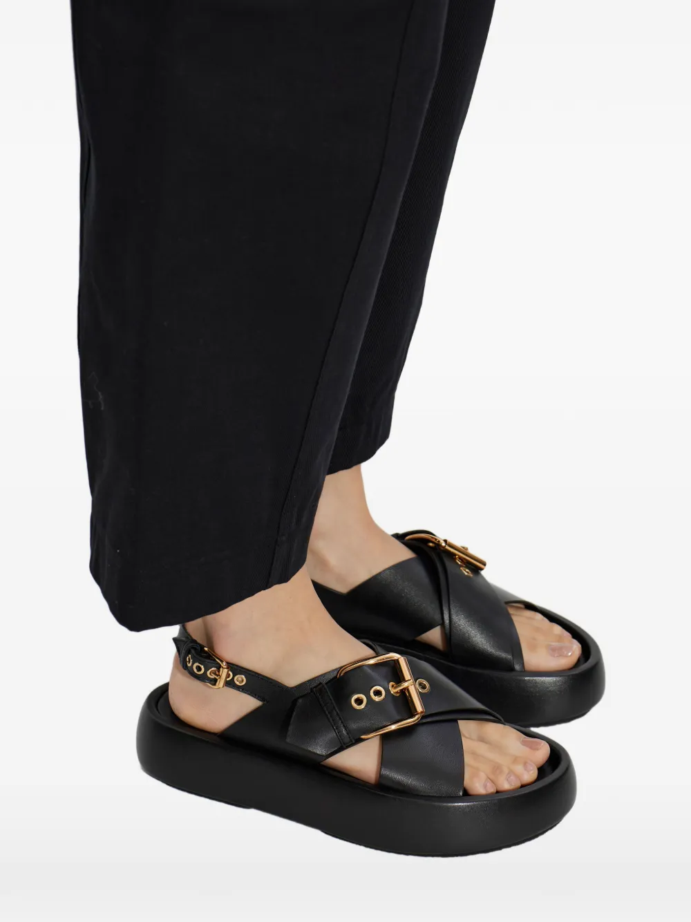AGL Bulle buckle-detail crossover sandals Zwart