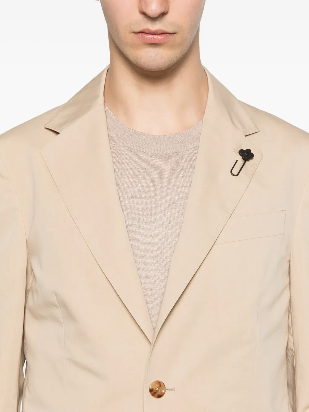 Lardini Blazer met gekerfde revers en bloemspeld Beige
