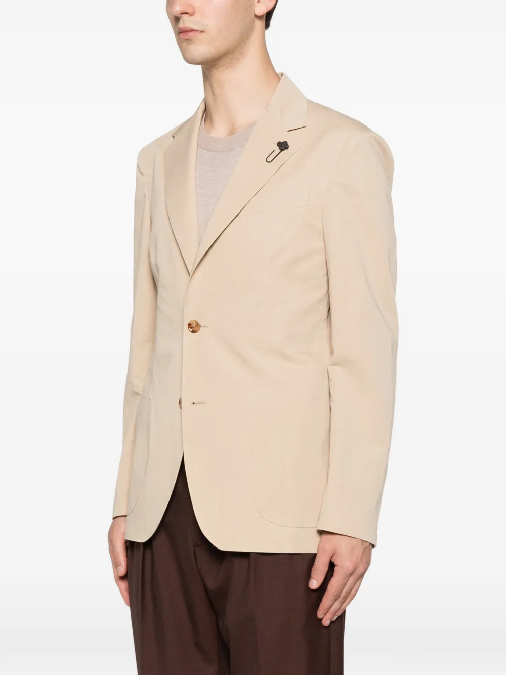 Lardini Blazer met gekerfde revers en bloemspeld Beige