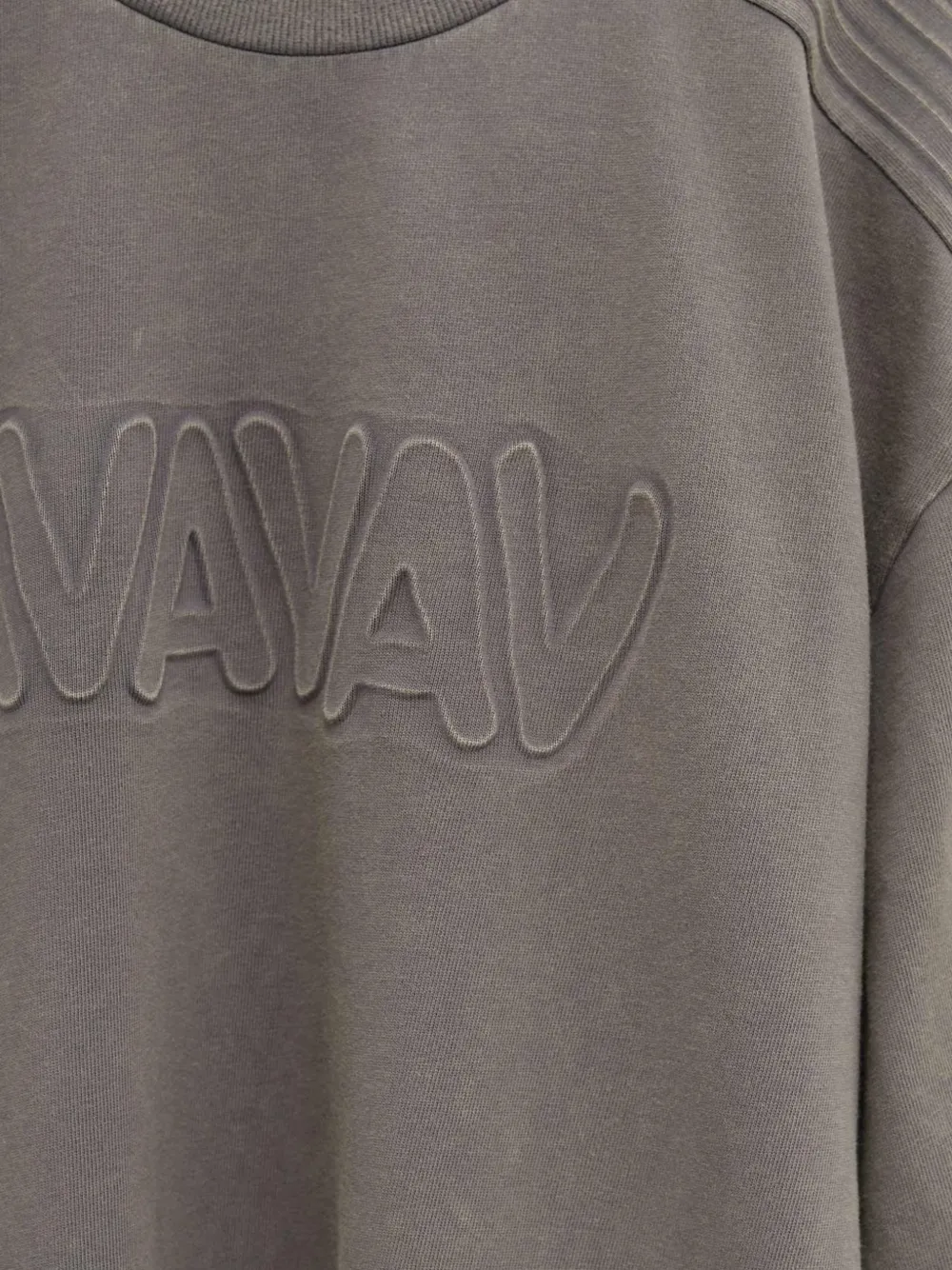 adidas x Avavav T-shirt met logo-reliëf Grijs